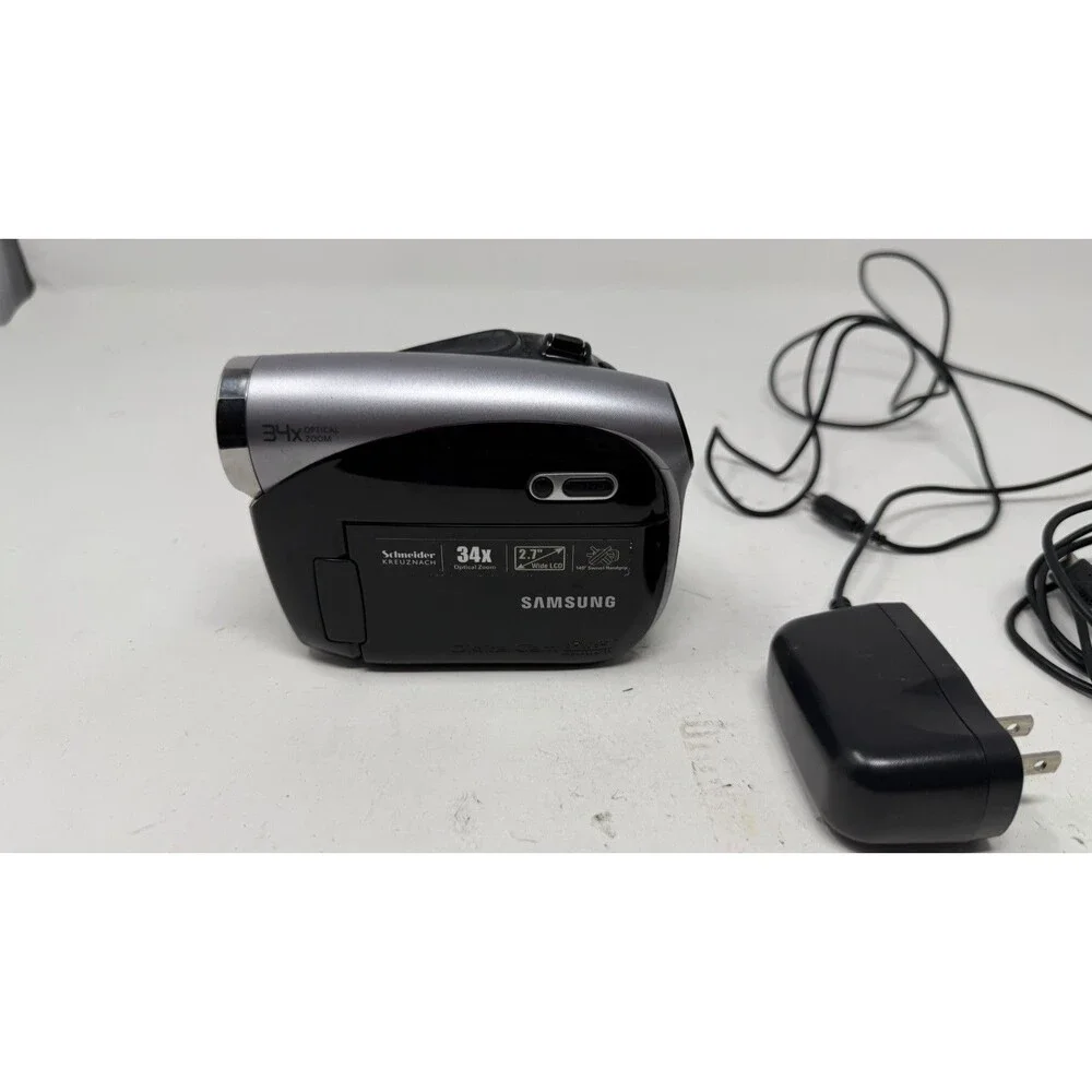 Samsung SC-DX103 Digital Camera Mini DVD SD y2k Camcorder 34x Zoom 2.7 LCD